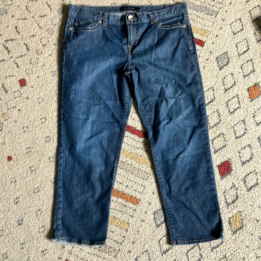 Calvin Klein capris size 16